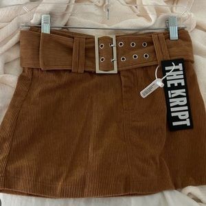 brown mini skirt